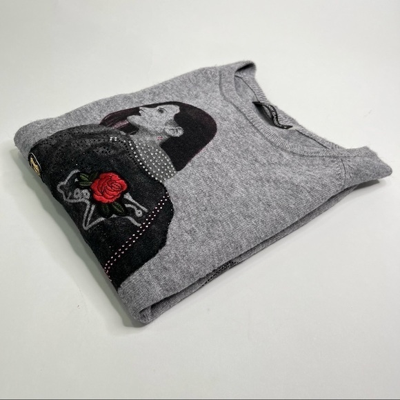 GABBY ISABELLA Lady Patchwork Jewelled Appliqué Grey Graphic Crewneck Sweater - Picture 13 of 17